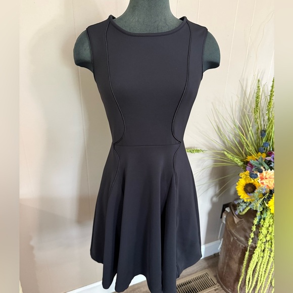 Cynthia Rowley • Fit and Flare Scuba Little Black Dress - Picture 1 of 10